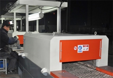 Manual glue line